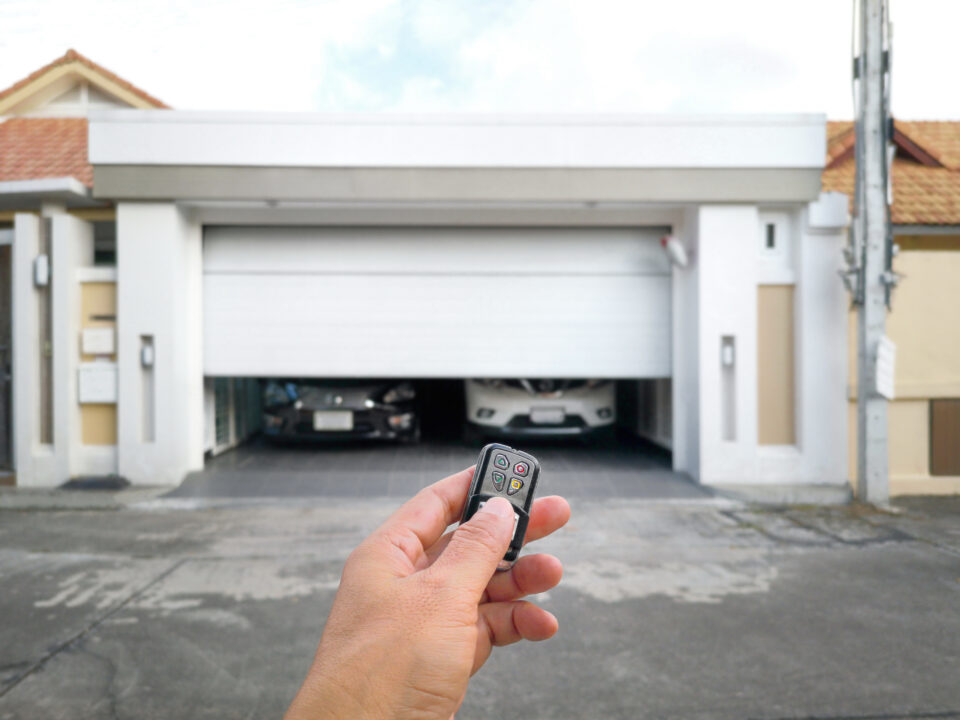 Essential Garage Door Safety Tips: garage door remote